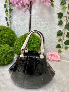 Wazon torebka czarna 17 