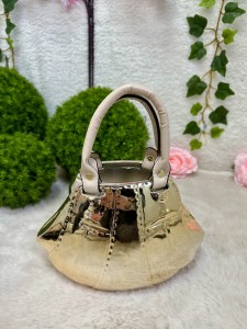 Wazon torebka złota 13