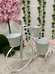 Rower metalowy biały z osłonkami 48 