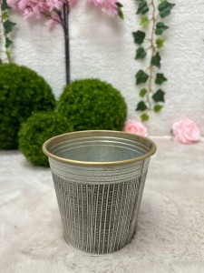 Osłonka metalowa 15