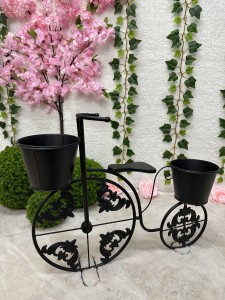 Rower metalowy czarny z miejscem na donice 50  