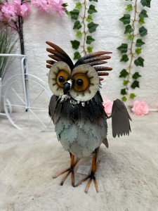 Sowa metalowa 35