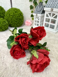 Bukiet róż czerwonych 67  