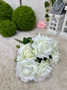 Bukiet róż biały 48