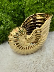 Wazon muszla złoty 13