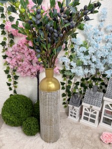 Wazon metalowy złoty 67