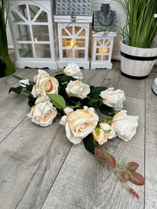 Bukiet róży brzoskwinia 75  